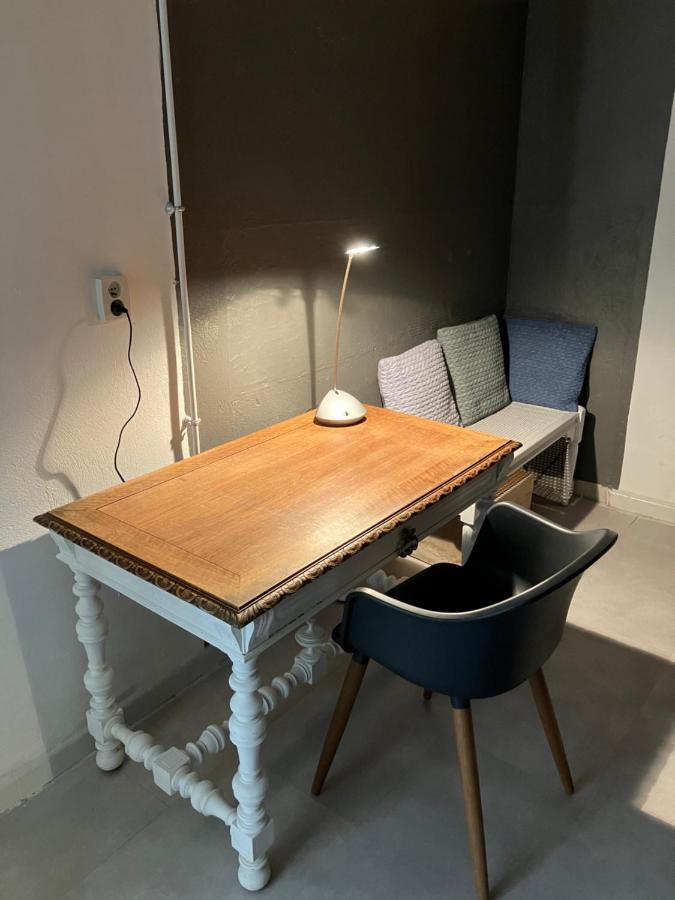 Chambre Avec Petit-Dejeuner En Provence Luberon La Tour-dʼAigues Eksteriør bilde